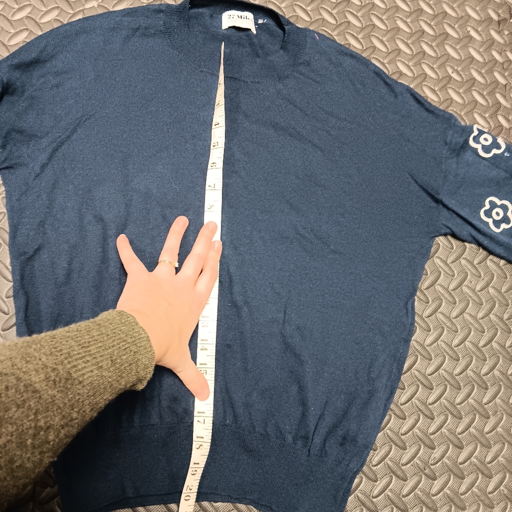 27 Miles 100% Cotton Sweater Navy Blue With Flower Sleeve - Picture 5 of 6